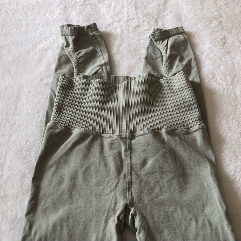 Free People High-Rise 7/8 Length Good Karma Leggings Sea Glass - Picture 2 of 8